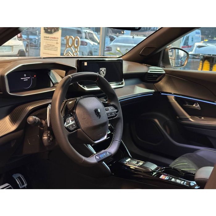 ДЕМО Peugeot 2008 1.2 Hybrid 136 eDCS6 GT 2025