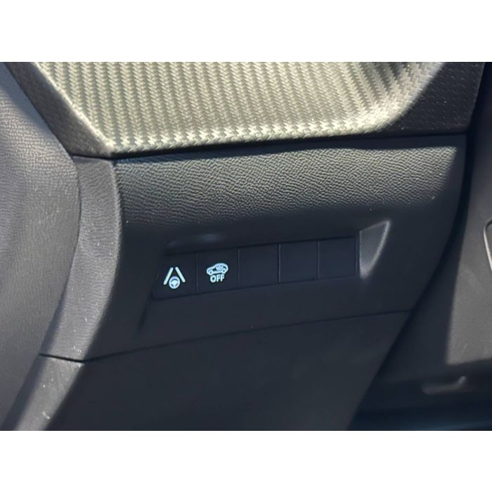 ДЕМО Peugeot 2008 1.2 Hybrid 136 eDCS6 GT 2025