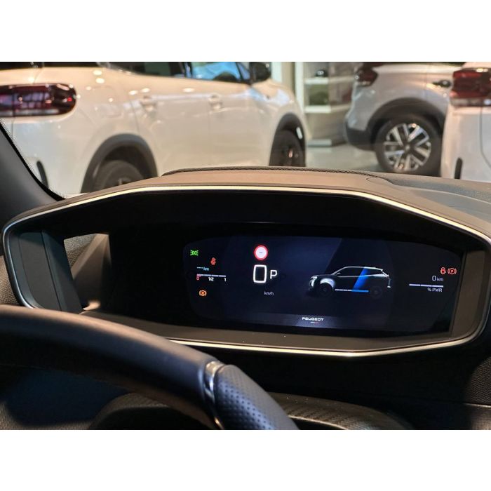 ДЕМО Peugeot 2008 1.2 Hybrid 136 eDCS6 GT 2025