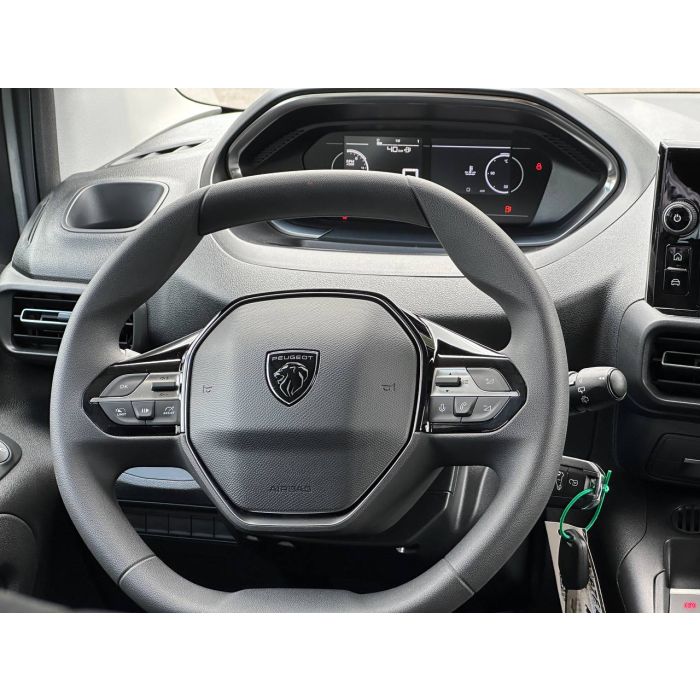 Peugeot Rifter L1 1.5 BlueHDi (100 к. с.) МКПП-6 ACTIVE Pack 2025 