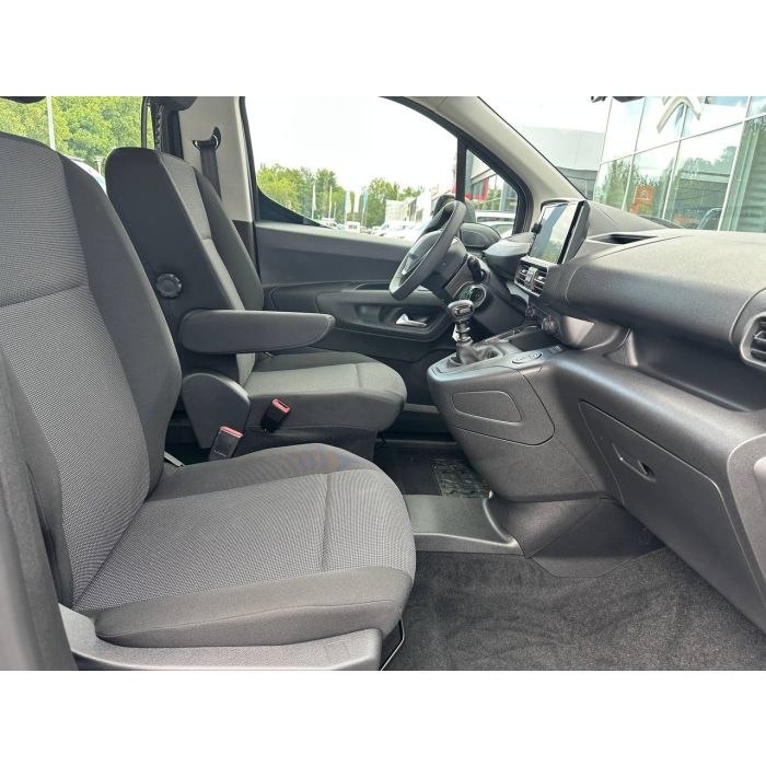 Peugeot Rifter L1 1.5 BlueHDi (100 к. с.) МКПП-6 ACTIVE Pack 2025 