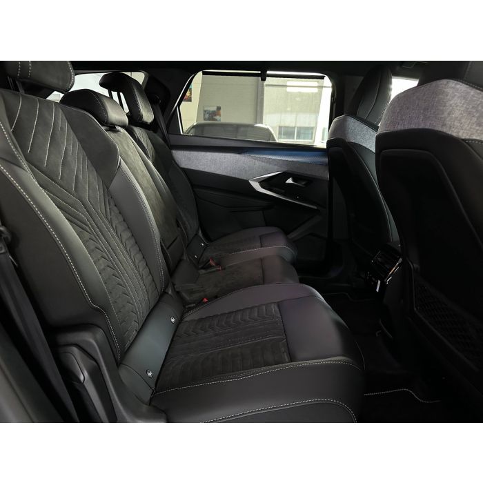 Peugeot new 5008 1,6 PT 180 AT6 GT (2025)
