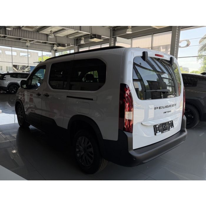 Peugeot Rifter L2 1.5 BlueHDi (130 к. с.) АКПП-8 2026