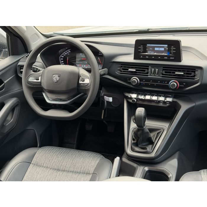 LANDTREK DC 2,2D MT 4WD PRO 2025
